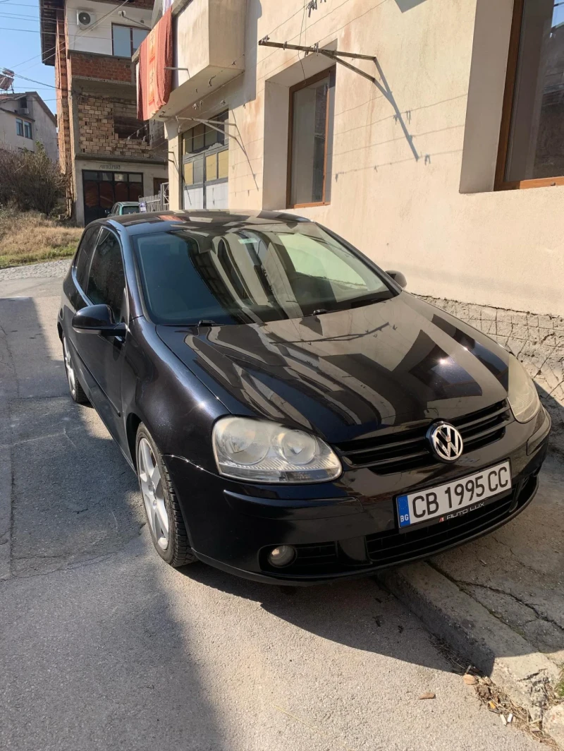 VW Golf, снимка 1 - Автомобили и джипове - 48896600