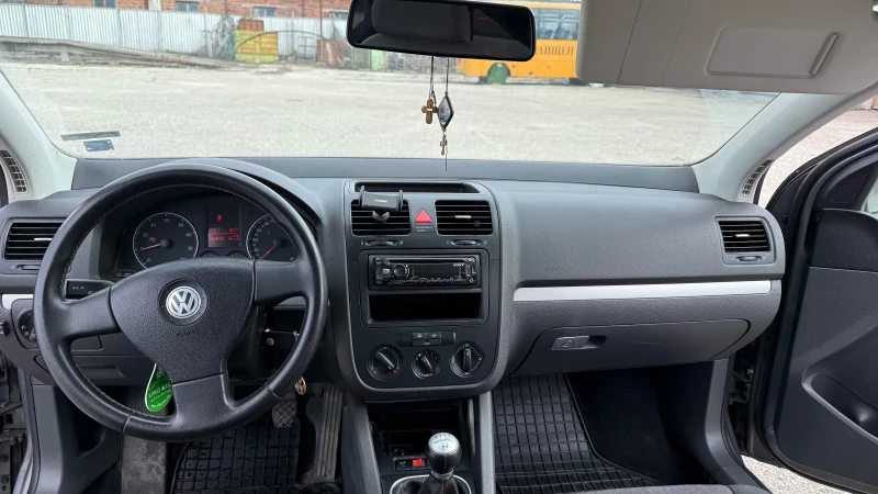 VW Golf, снимка 6 - Автомобили и джипове - 49343478