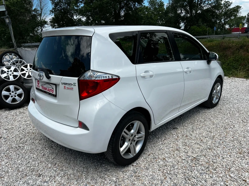Toyota Verso S 1.33i 6-SPEED SWISS, снимка 5 - Автомобили и джипове - 50470122