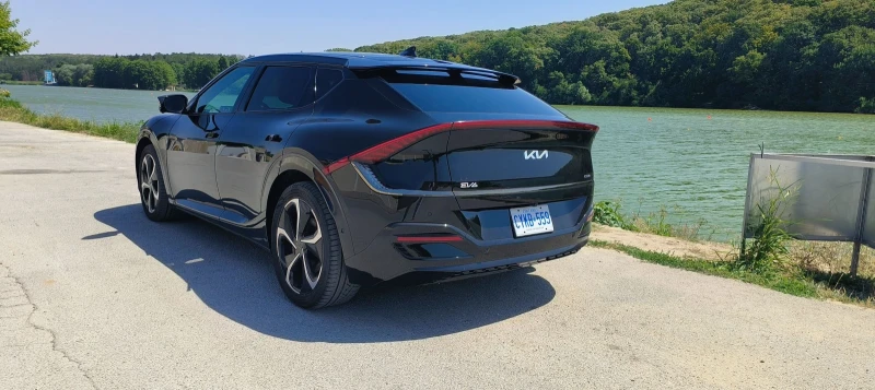 Kia EV6 GT Line, 77, 4kWh, 325к.с. 4х4, снимка 3 - Автомобили и джипове - 52601761