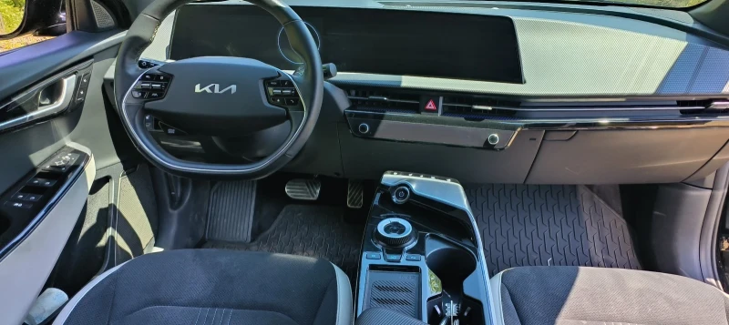 Kia EV6 GT Line, 77, 4kWh, 325к.с. 4х4, снимка 9 - Автомобили и джипове - 52601761