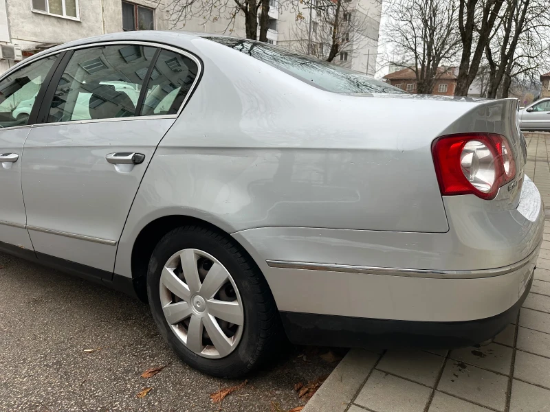 VW Passat 1.9 TDI, снимка 8 - Автомобили и джипове - 52864985