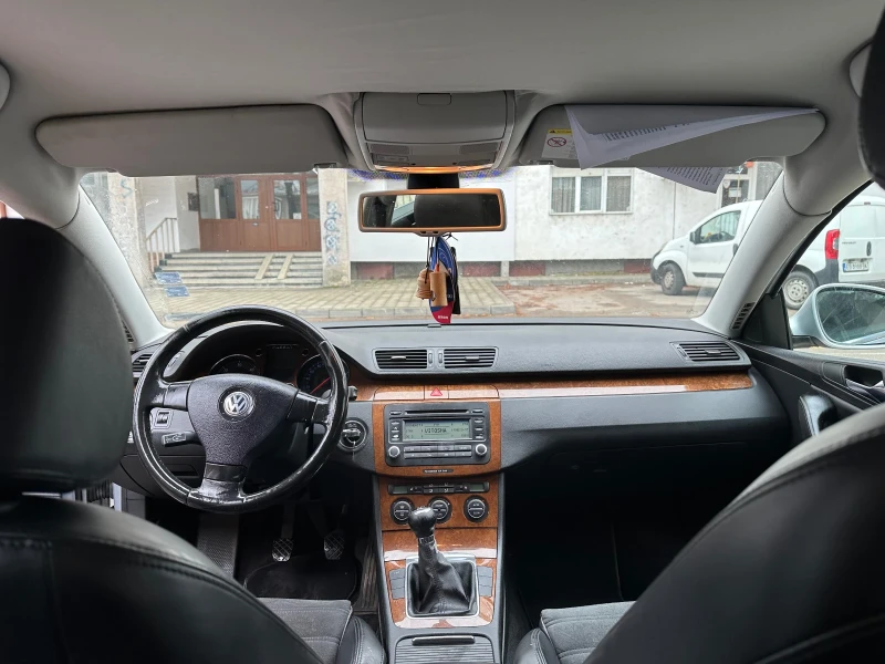 VW Passat 1.9 TDI, снимка 5 - Автомобили и джипове - 52864985