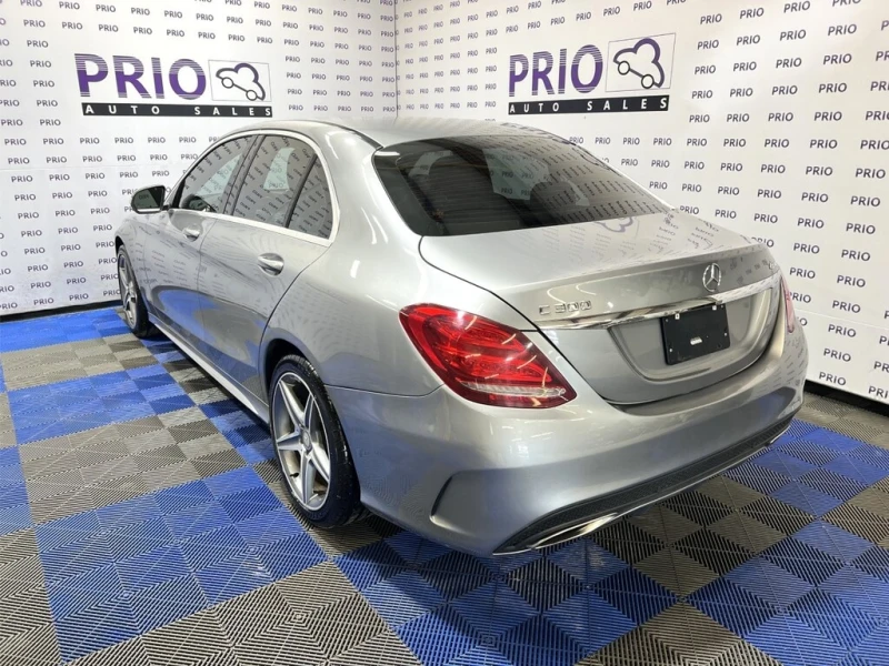 Mercedes-Benz C 300 * 4MATIC Sedan * CARFAX * ЦЕНА ДО БГ, снимка 3 - Автомобили и джипове - 52870637