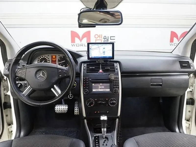 Mercedes-Benz B 200 W245, снимка 7 - Автомобили и джипове - 55739961