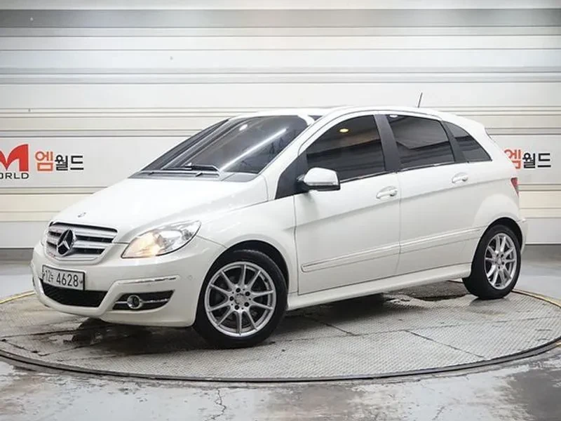 Mercedes-Benz B 200 W245, снимка 2 - Автомобили и джипове - 55739961