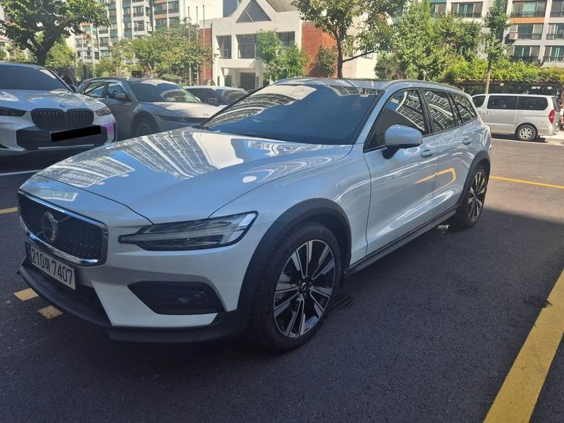 Volvo V60 2.0 Automatic КРАЙНА ЦЕНА: 36035 EUR !!!РЕАЛНА КРА