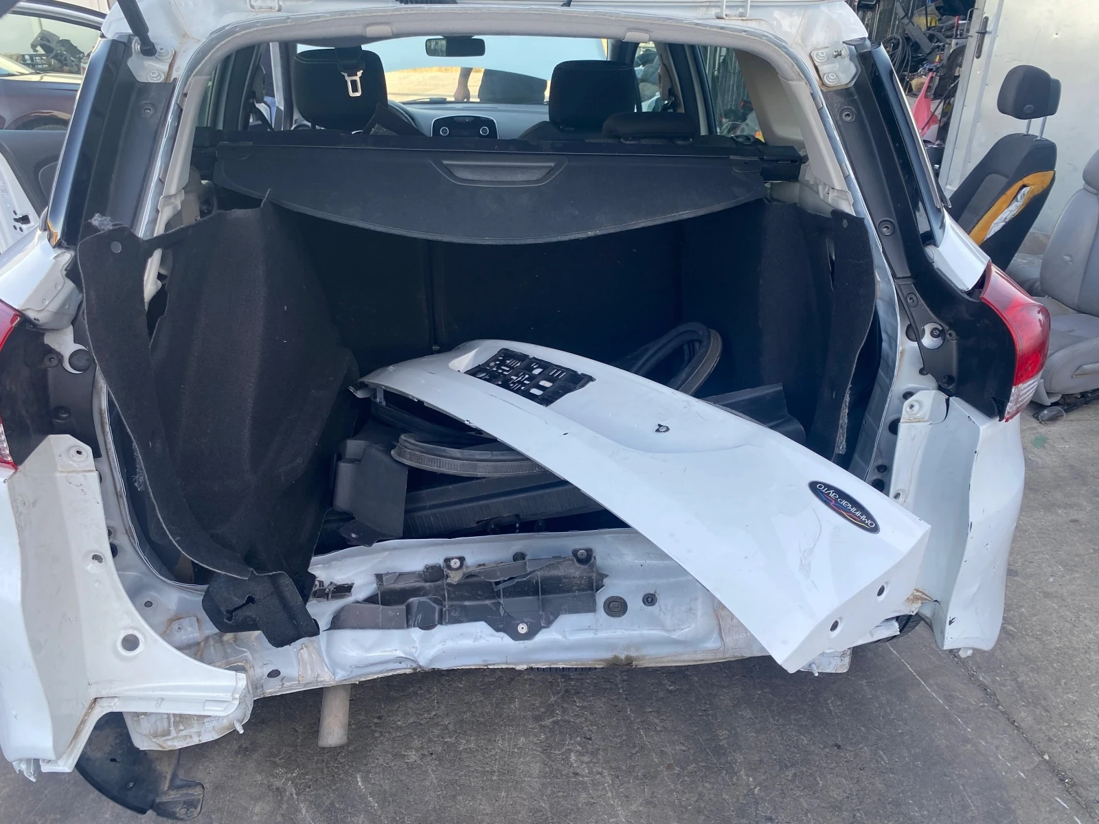 Renault Clio 1.5 DCI 75кс. | Mobile.bg — изображение 11