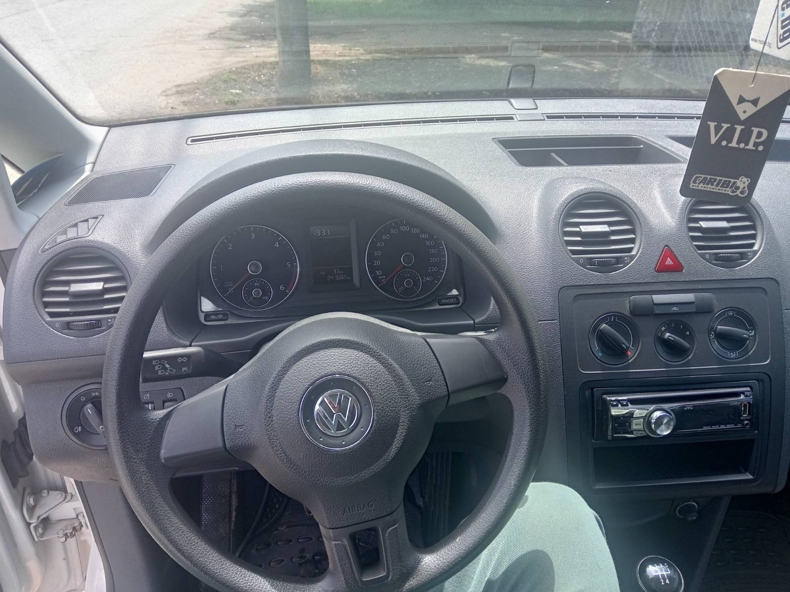 VW Caddy Maxy - изображение 7