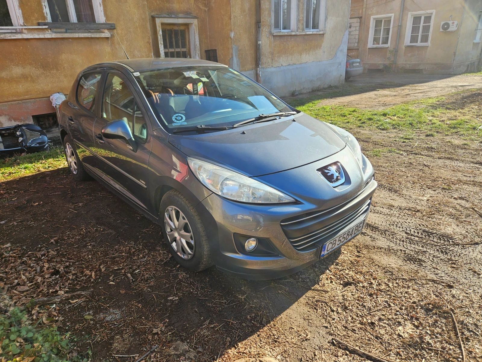 Peugeot 207 Фейслифт  - изображение 8