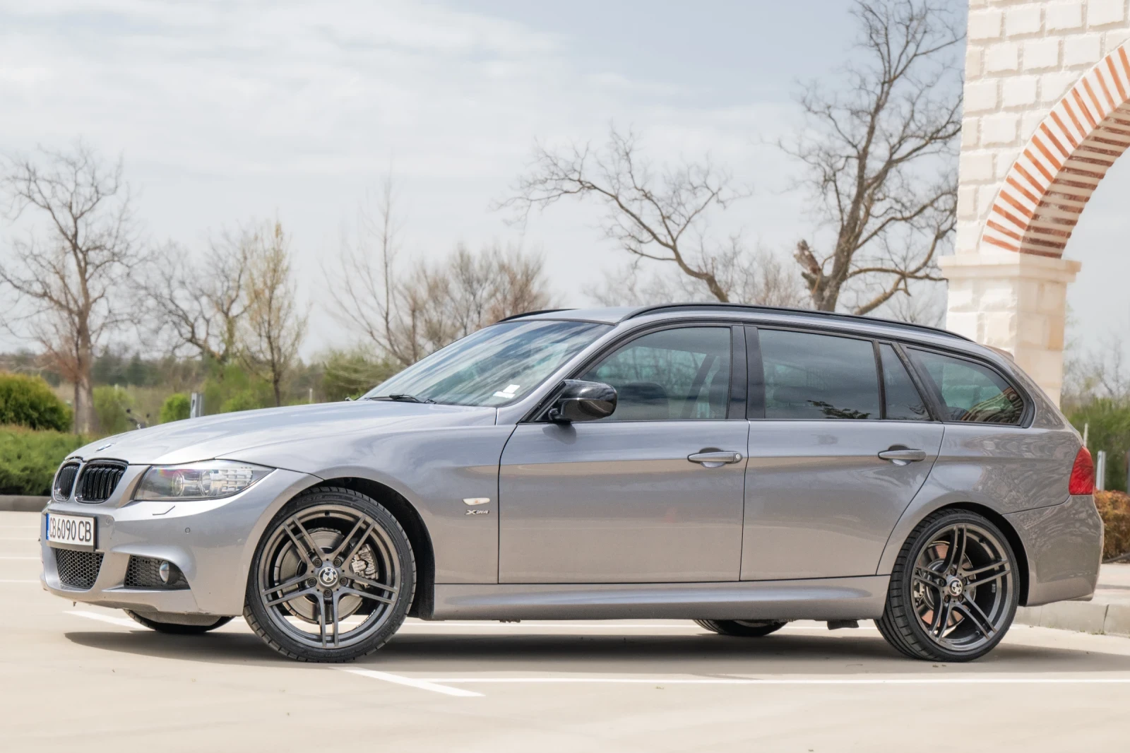 BMW 330 SWISS INDIVIDUAL  - изображение 4