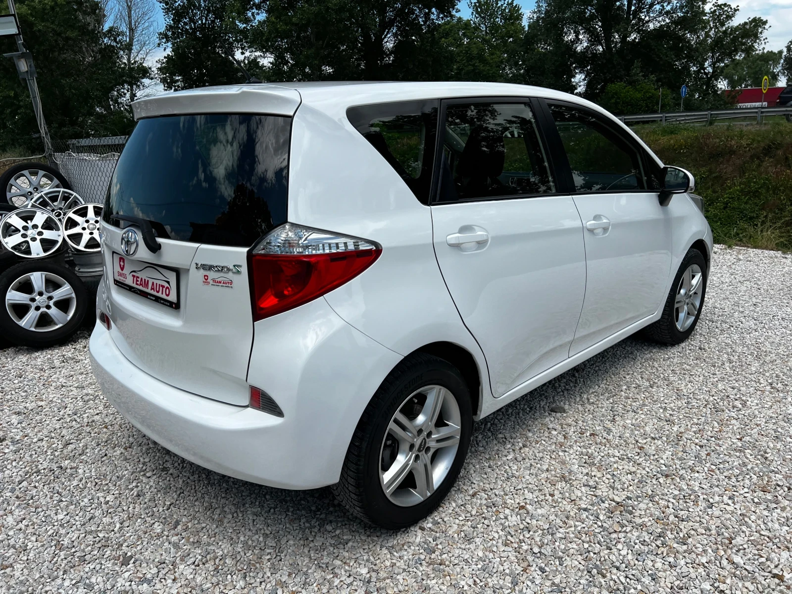 Toyota Verso S 1.33i 6-SPEED SWISS - изображение 5