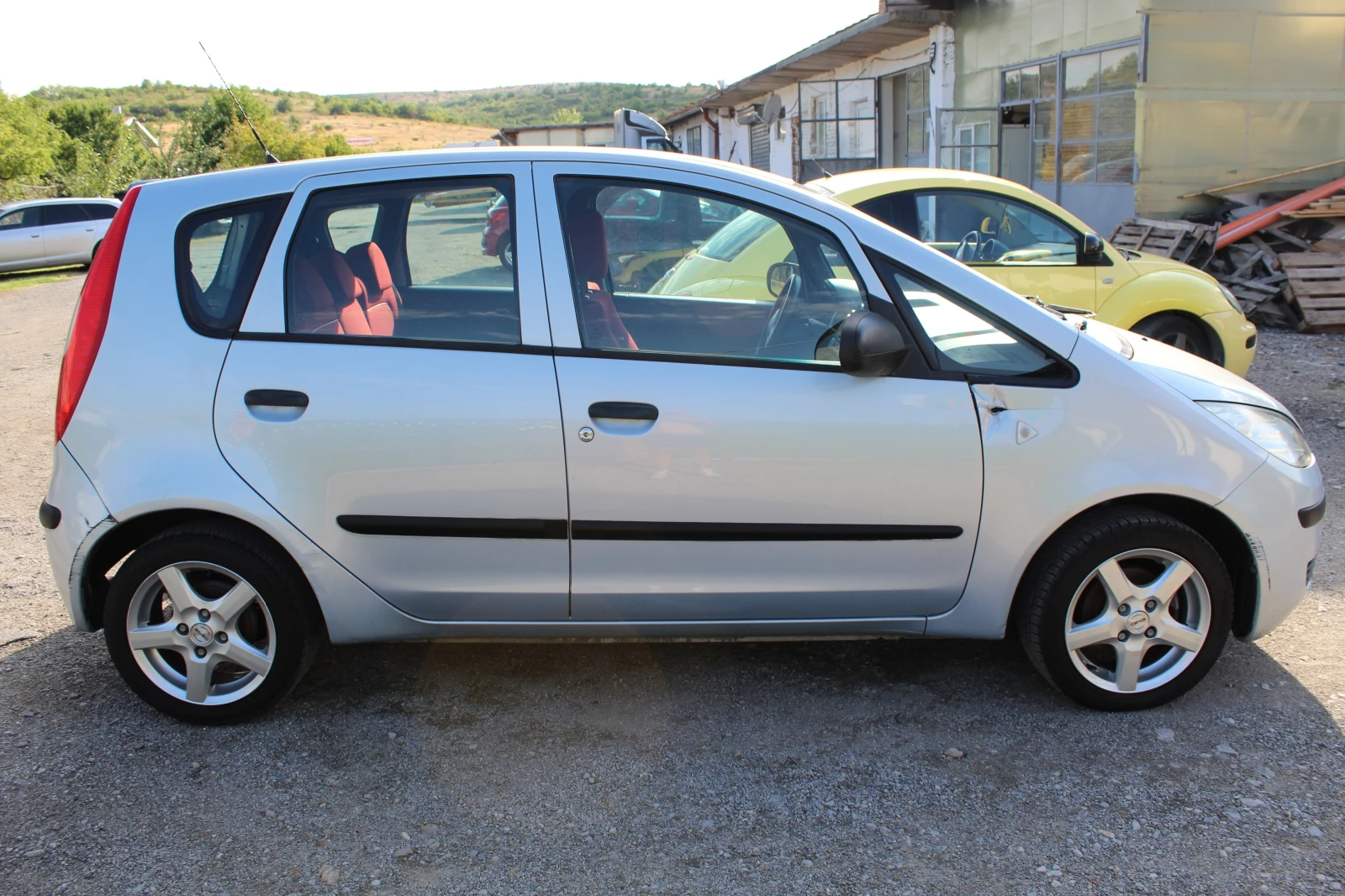 Mitsubishi Colt  - изображение 5