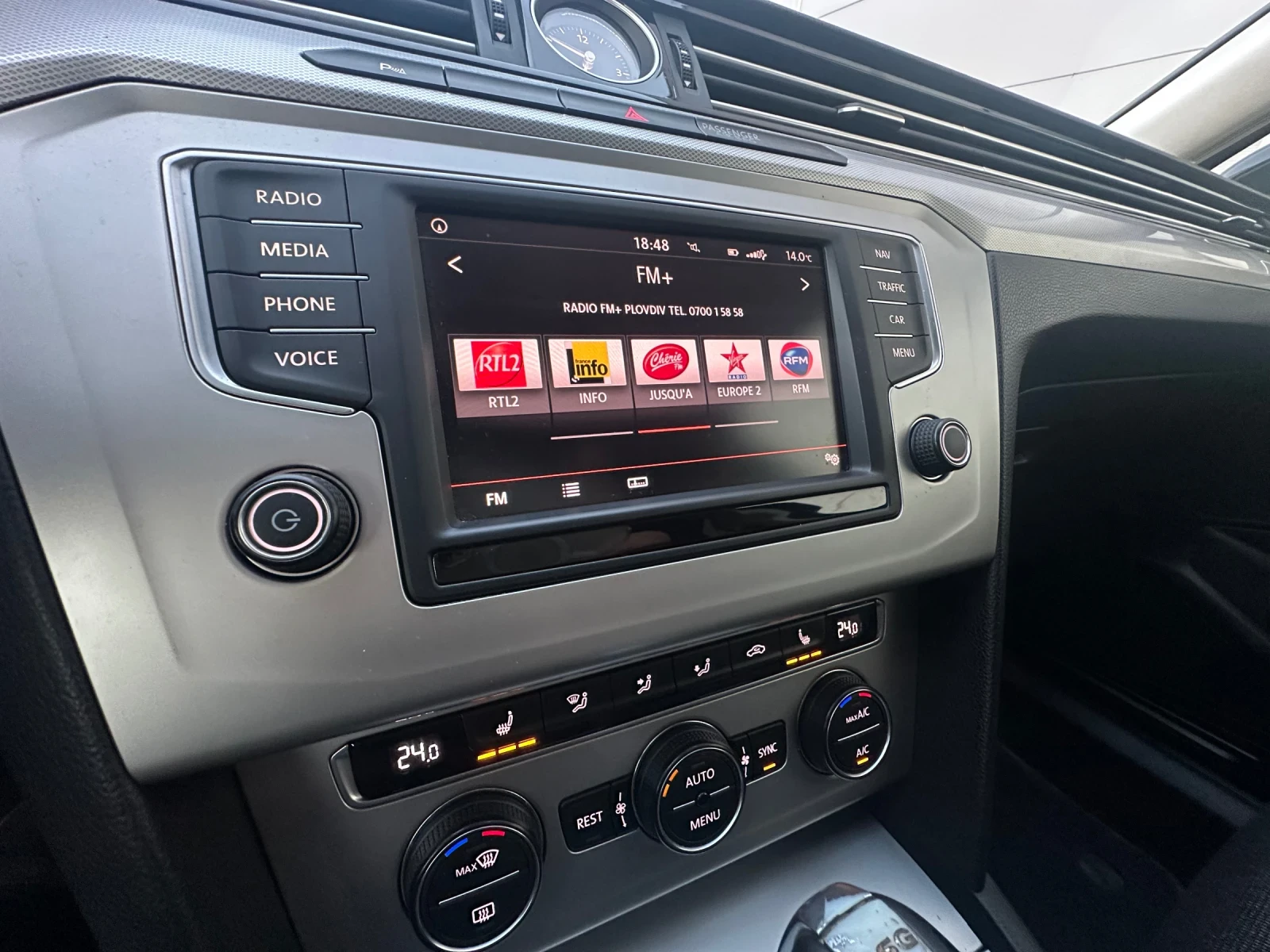 VW Passat 2.0TDI * DSG* DISTRONIC* Масаж* Подгрев - изображение 9