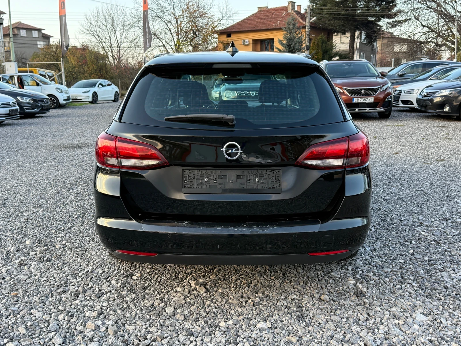 Opel Astra Sports Tourer 1.6d (136 кс) Automatic /2017 Италия - изображение 6