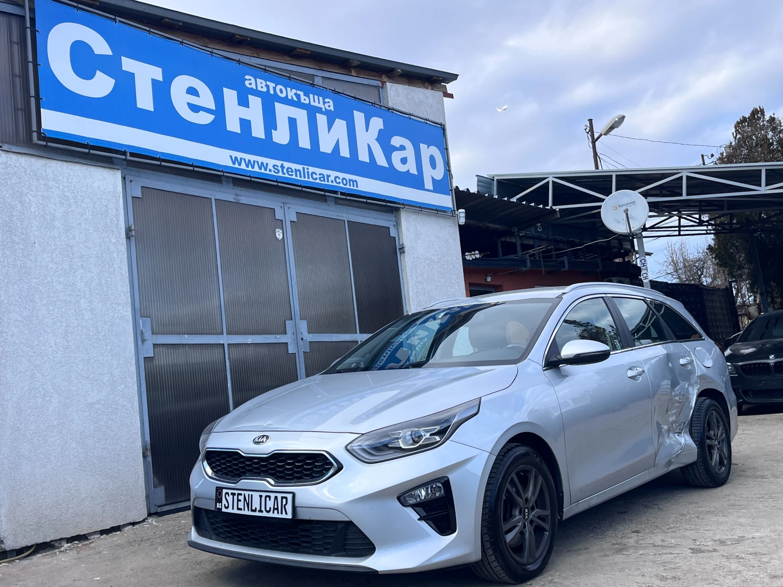 Kia Ceed 1.4i ��������� + JBL + LED | Mobile.bg � ����������� 1