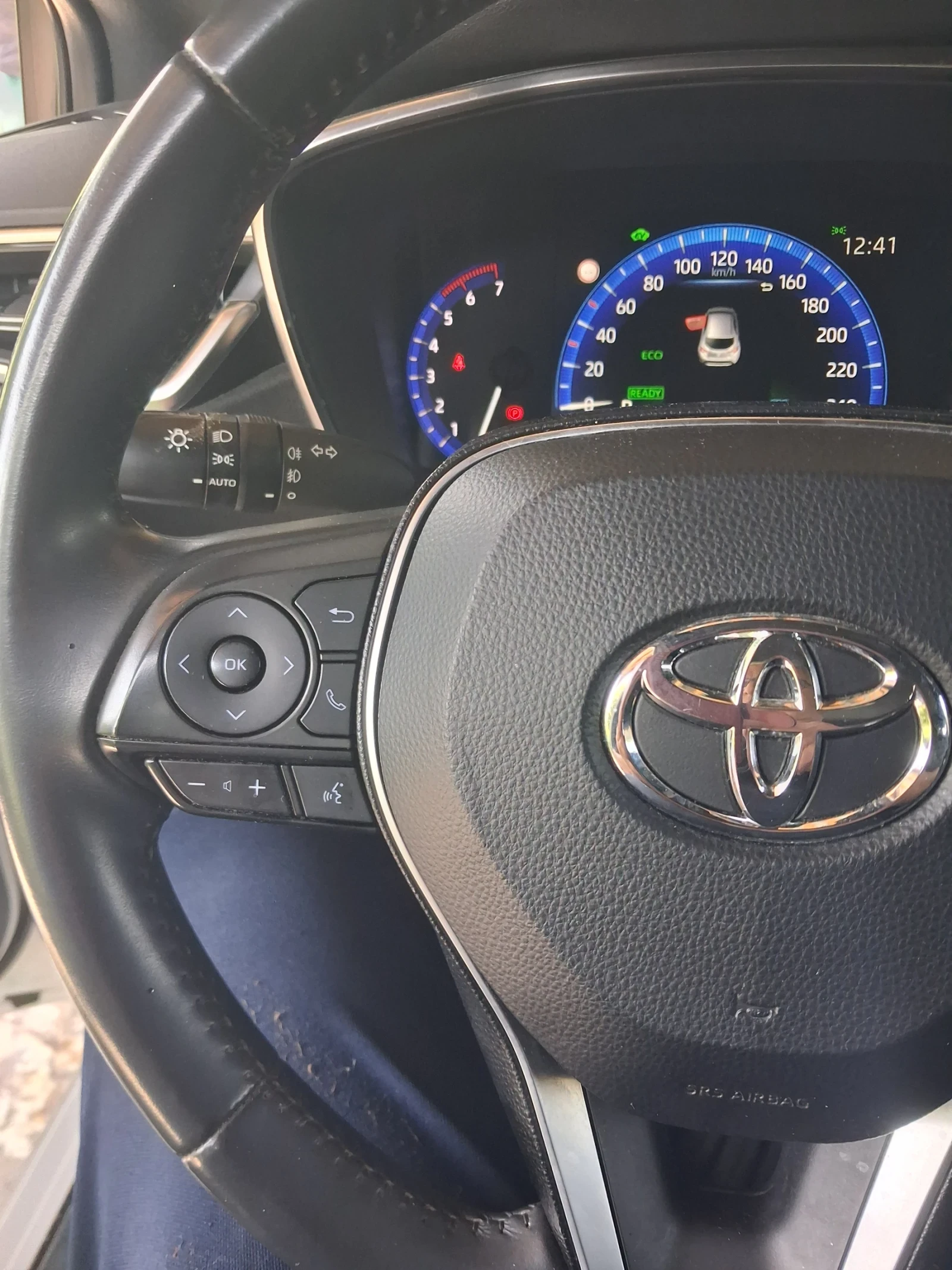 Toyota Corolla, снимка 10 - Автомобили и джипове - 55378206