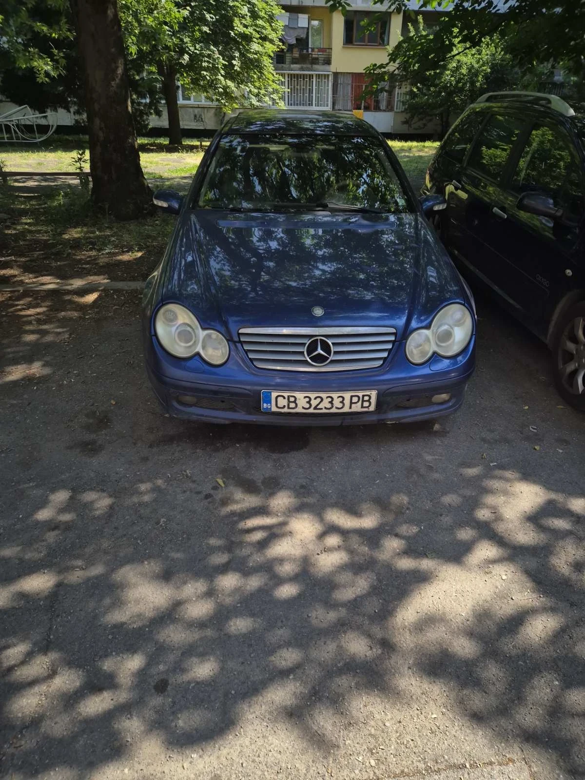 Mercedes-Benz 220