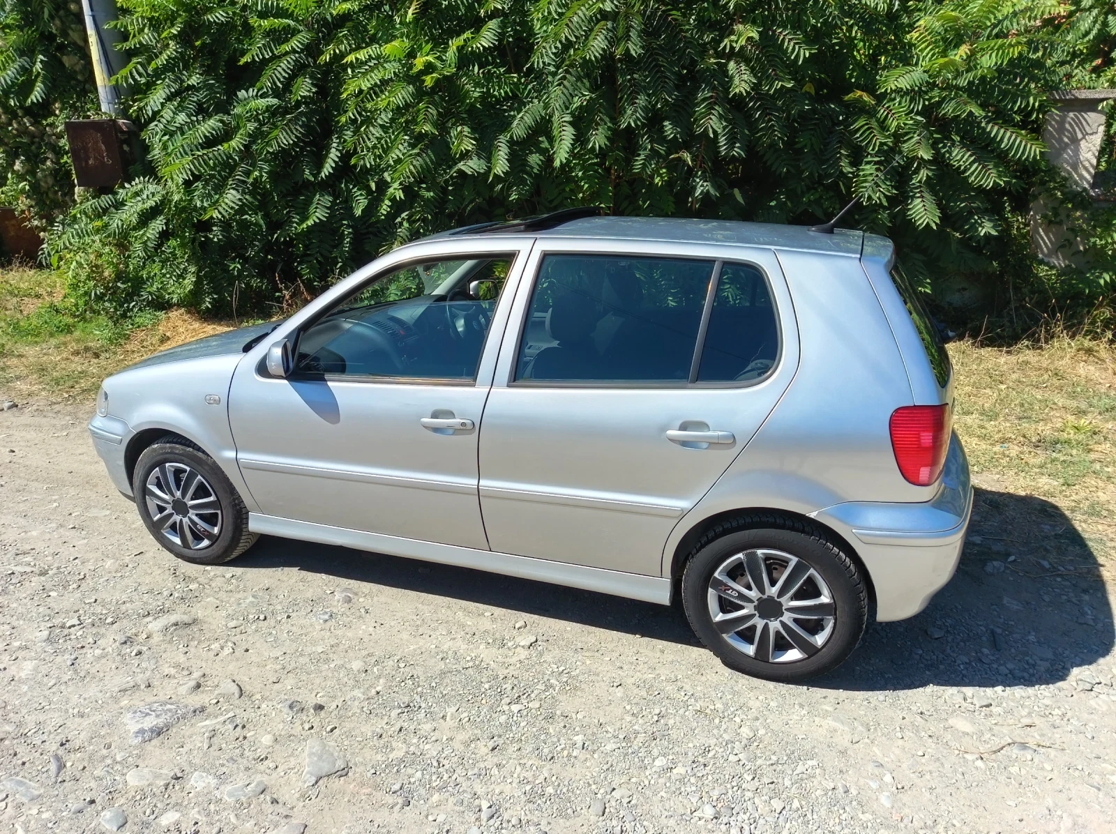 VW Polo 1, 4 V16 75, снимка 4 - Автомобили и джипове - 56155909