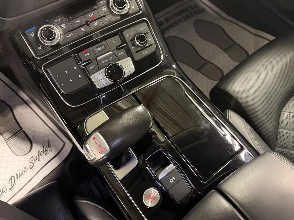 Audi A8 Bang & Olufsen/HUD/OБДУХВАНЕ/ЛИЗИНГ/             , снимка 14 - Автомобили и джипове - 56354485
