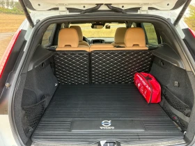 Volvo XC40 B4 AWD Inscription Full, снимка 16