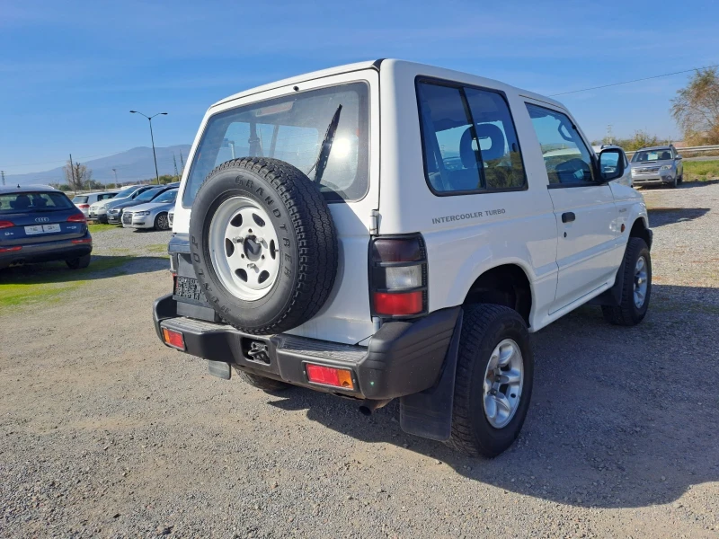 Mitsubishi Pajero 2.5 TDI, снимка 3 - Автомобили и джипове - 47690454