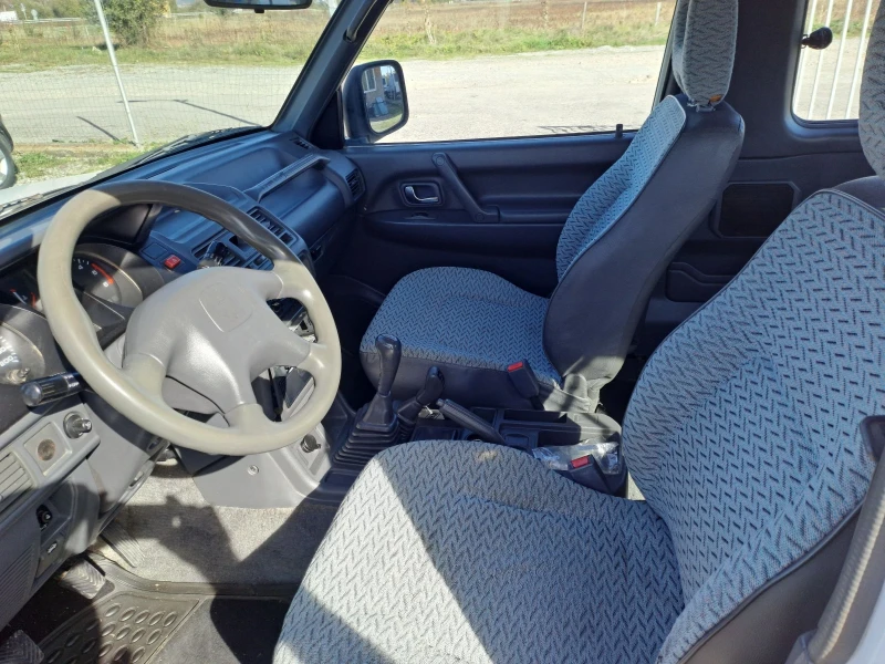 Mitsubishi Pajero 2.5 TDI, снимка 5 - Автомобили и джипове - 47690454