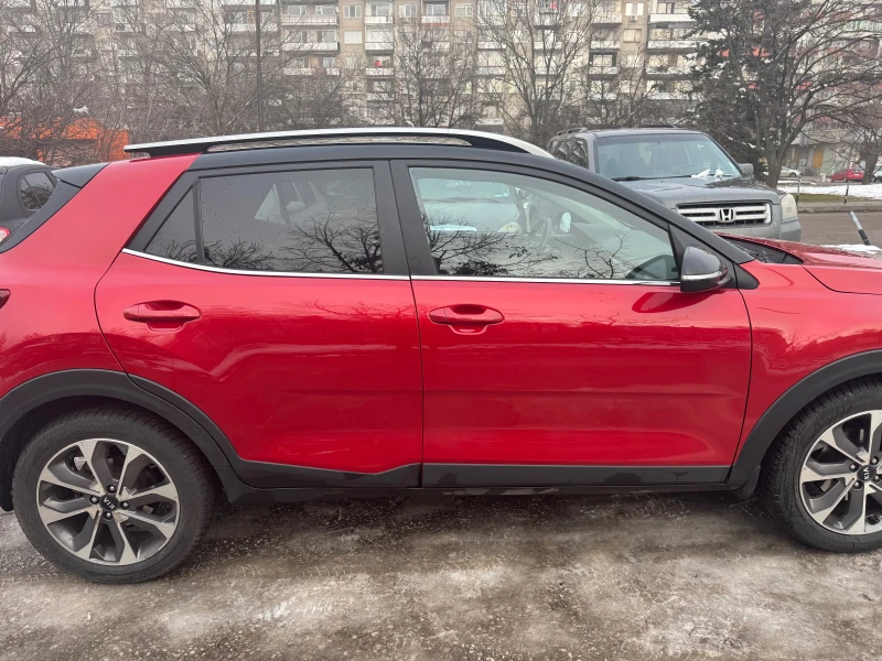 Kia Stonic 1.0, снимка 4 - Автомобили и джипове - 48719369