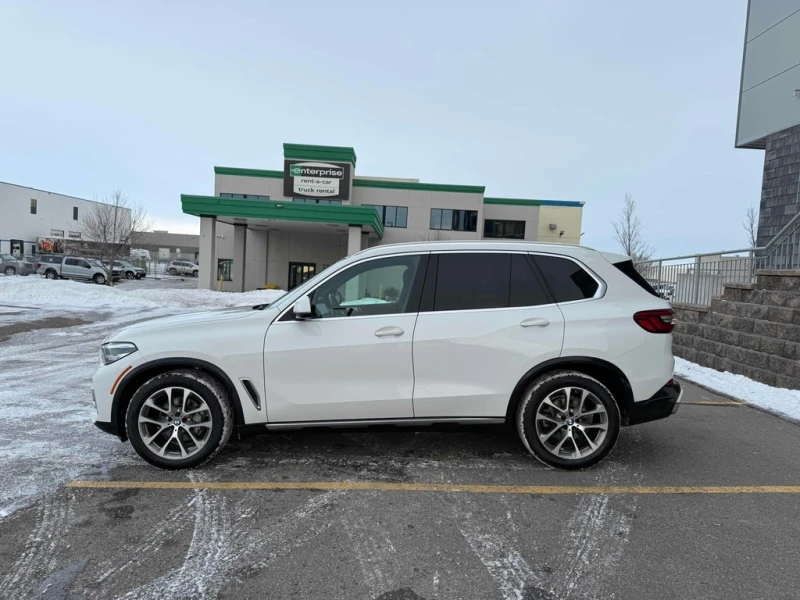 BMW X5 * xDrive40i * CARFAX * БЕЗ ПЪРВОНАЧАЛНА ВНОСКА, снимка 2 - Автомобили и джипове - 52968465