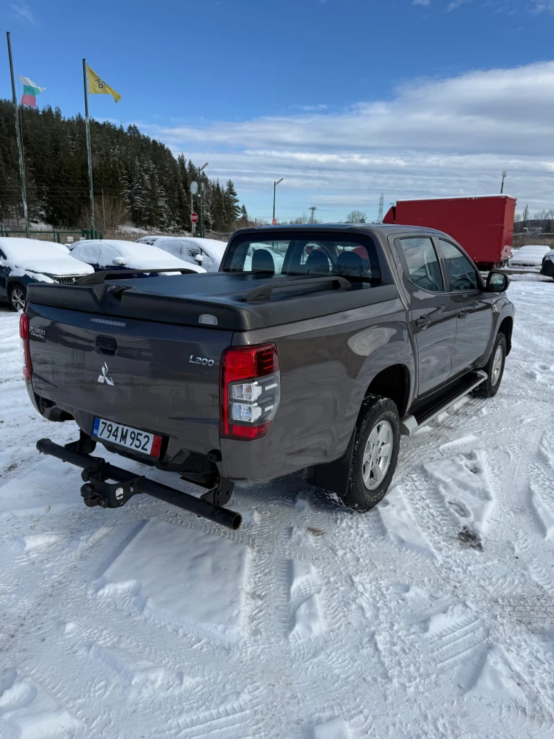 Mitsubishi L200 2.2 DI-D 150 кс 4x4, снимка 16 - Автомобили и джипове - 53043521