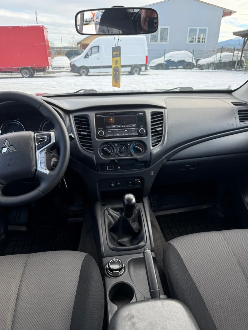 Mitsubishi L200 2.2 DI-D 150 кс 4x4, снимка 12 - Автомобили и джипове - 53043521