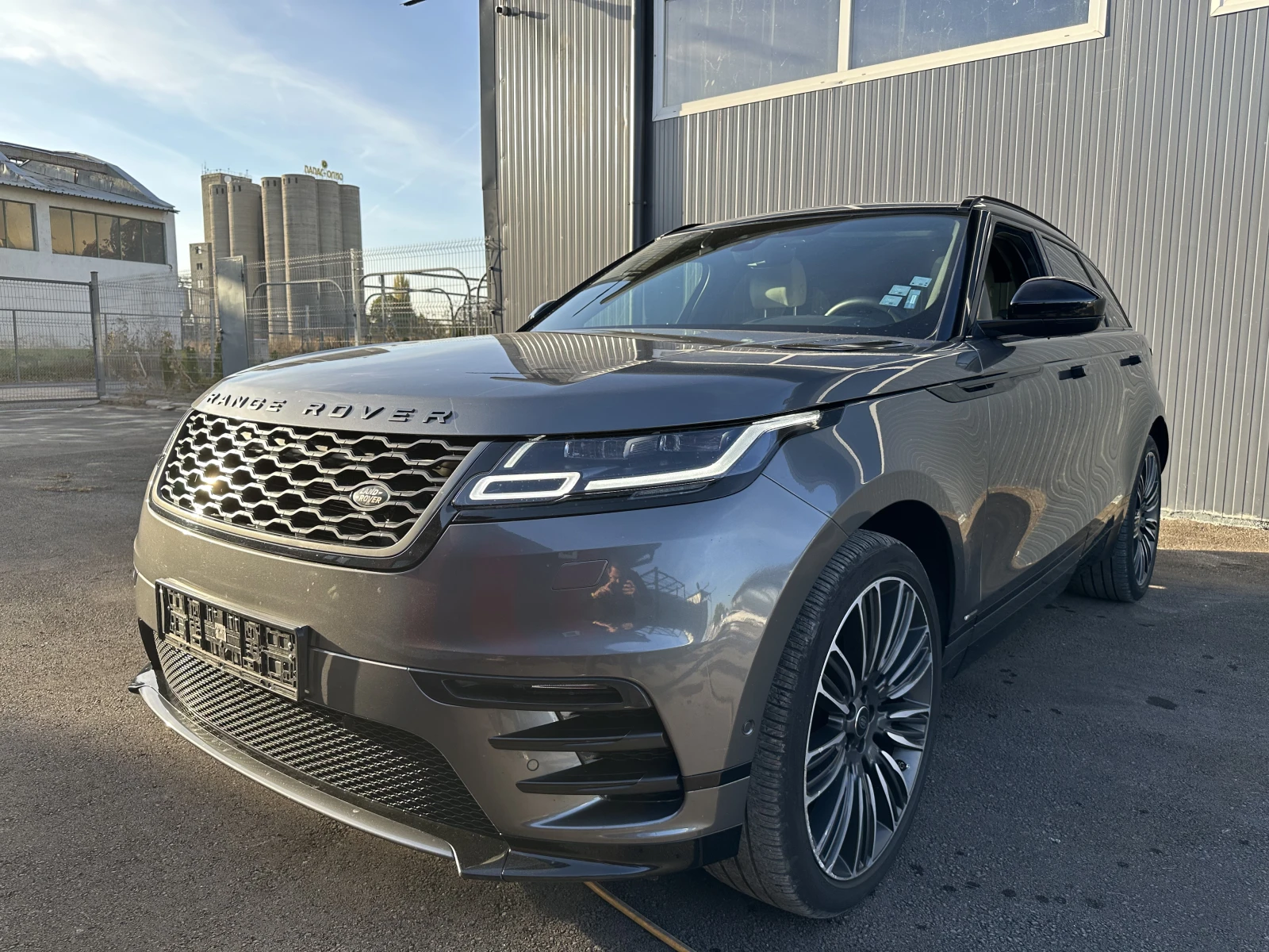 Land Rover Range Rover Velar 240D R - изображение 6