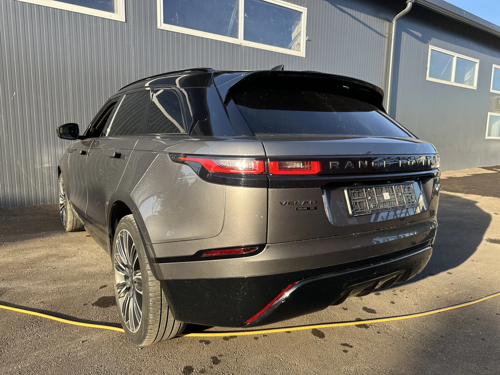 Land Rover Range Rover Velar 240D R - изображение 7