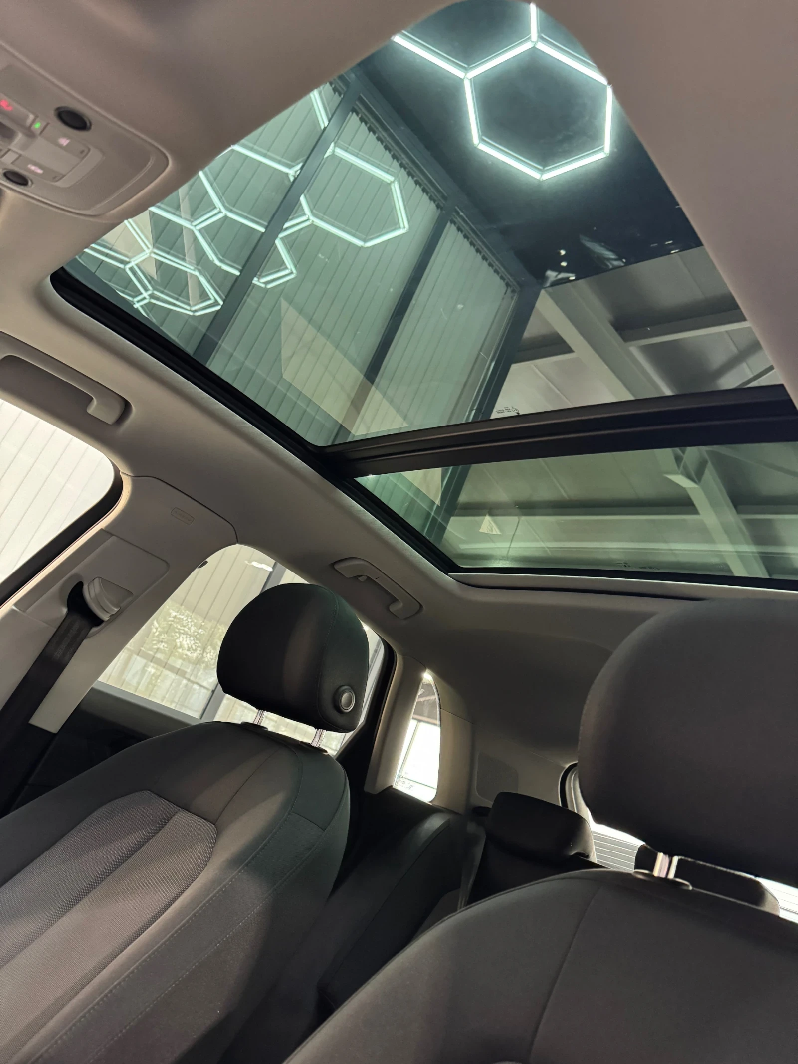 Audi Q3 35 TFSI *  *  *  | Mobile.bg   12