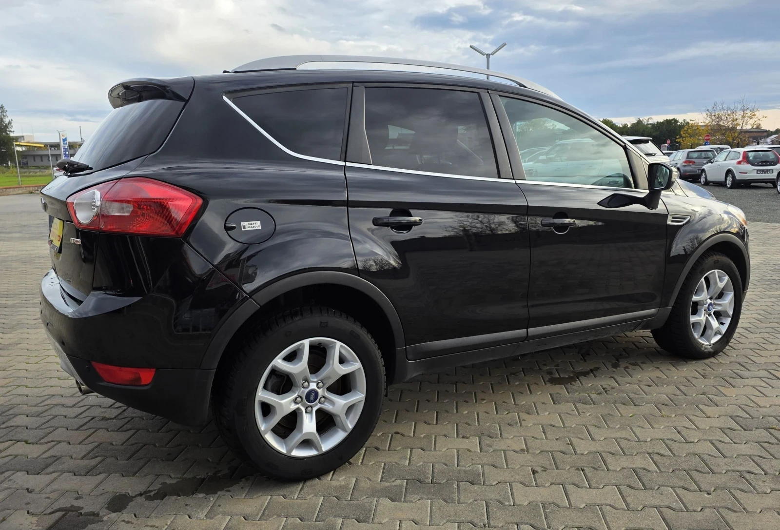 Ford Kuga 2.0TDCI - изображение 4