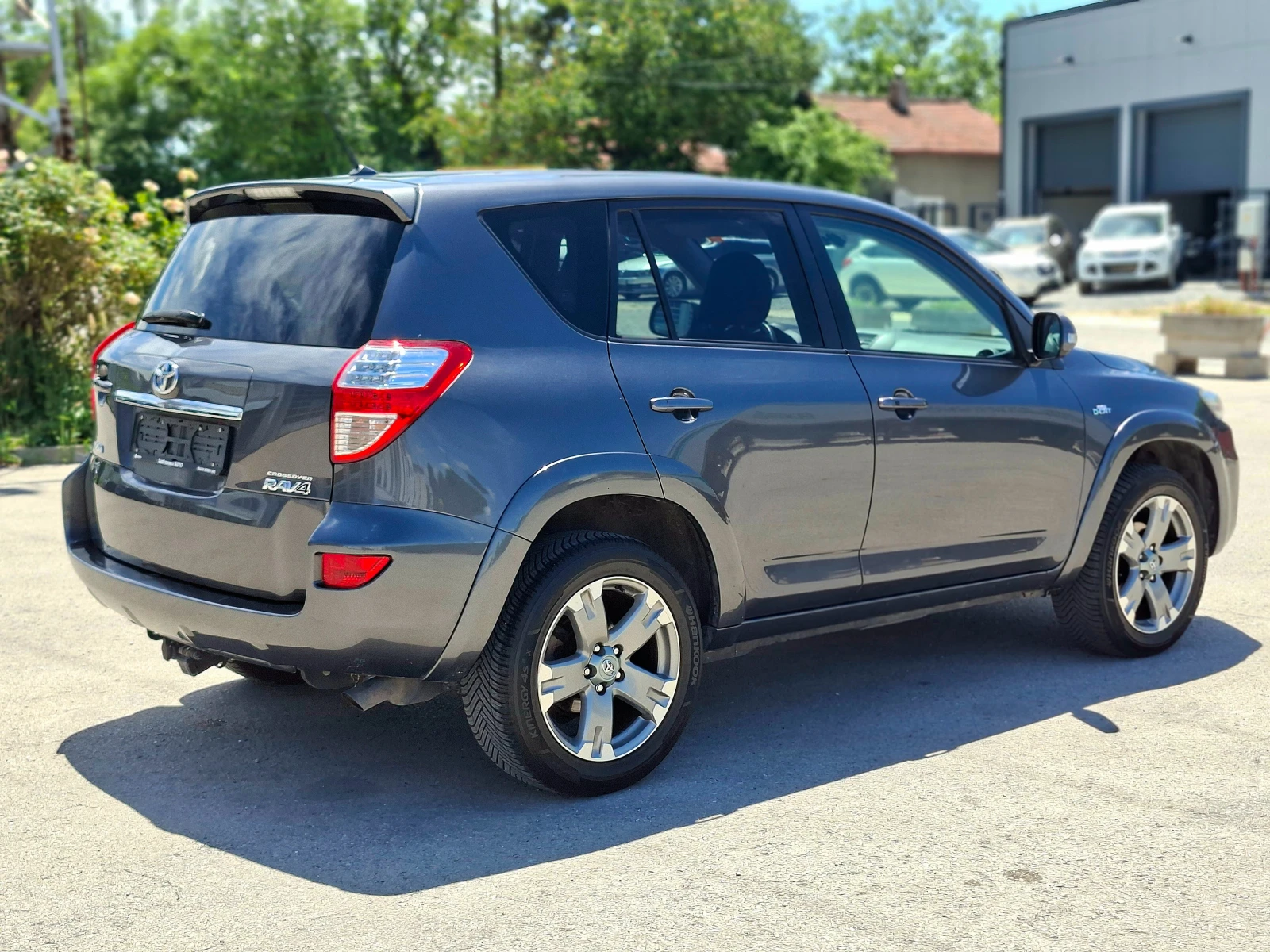 Toyota Rav4 2.2D-CAT 4x4 F1* АВТОМАТ* КОЖА* НАВИ* ПОДГРЕВ* KEY, снимка 4 - Автомобили и джипове - 53704224