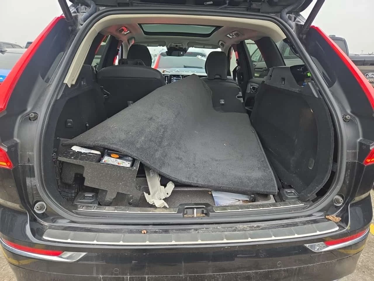 Volvo XC60 * INSCRIPTION * CARFAX * 2 КЛЮЧА* ПАНОРАМА, снимка 14 - Автомобили и джипове - 53950266