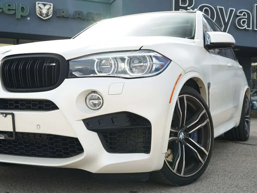 BMW X5 * X5M/4.4L Twin Power Turbo V8 Engine * CARFAX * Ц, снимка 3 - Автомобили и джипове - 54057122