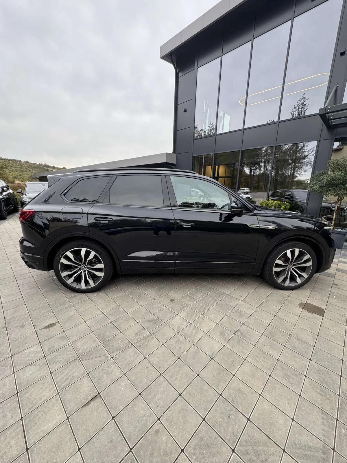 VW Touareg R-LINE | Mobile.bg � ����������� 8