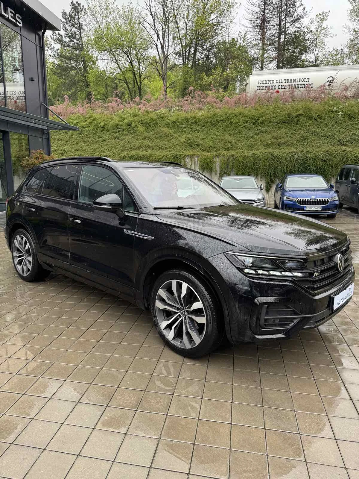 VW Touareg R-LINE, снимка 2 - Автомобили и джипове - 54439123