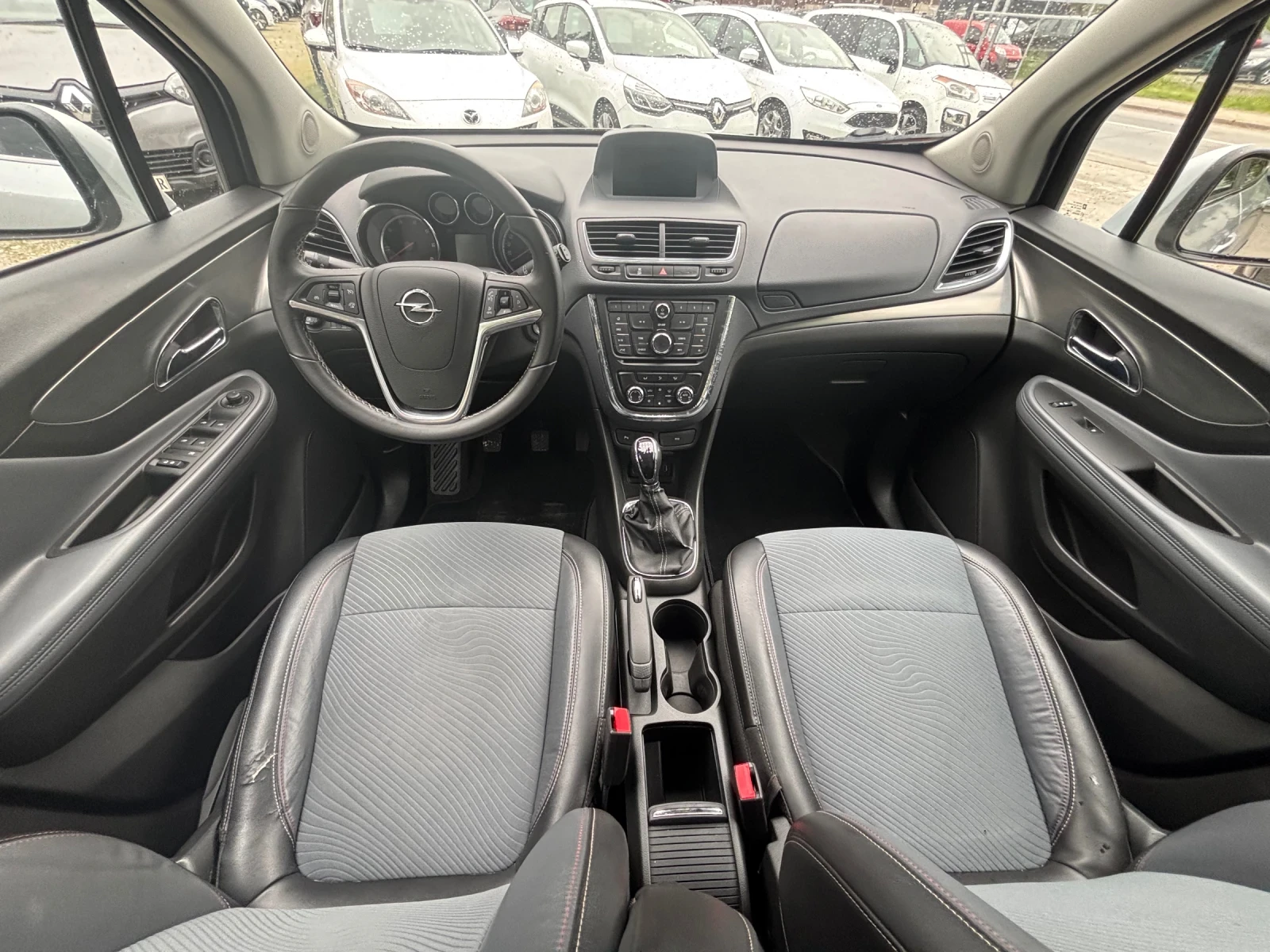 Opel Mokka 1.7CDTI eco FLEX, снимка 10 - Автомобили и джипове - 54477128