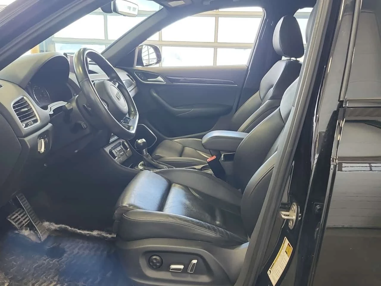 Audi Q3 * TECHNIK * CARFAX * ЦЕНА ДО БГ, снимка 5 - Автомобили и джипове - 54608956