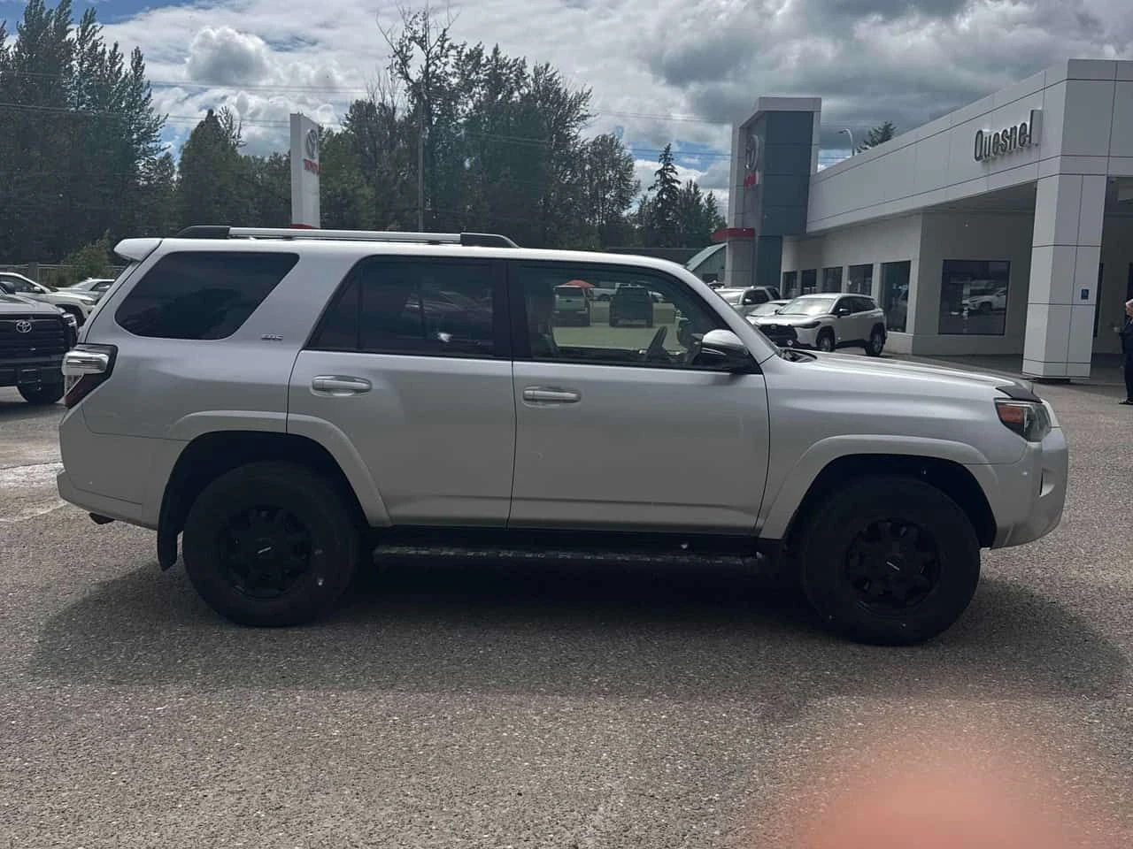 Toyota 4runner * 4WD * АВТОКРЕДИТ БЕЗ ПЪРВОНАЧАЛНА ВНОСКА* , снимка 3 - Автомобили и джипове - 54936701