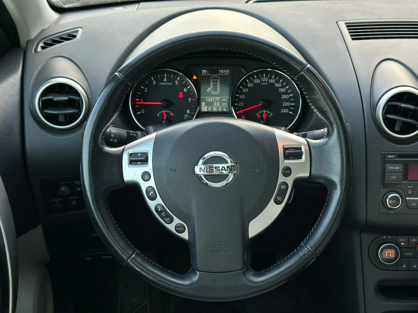 Nissan Qashqai ��������� | ����� �������� �������  | 143���  | Mobile.bg � ����������� 10