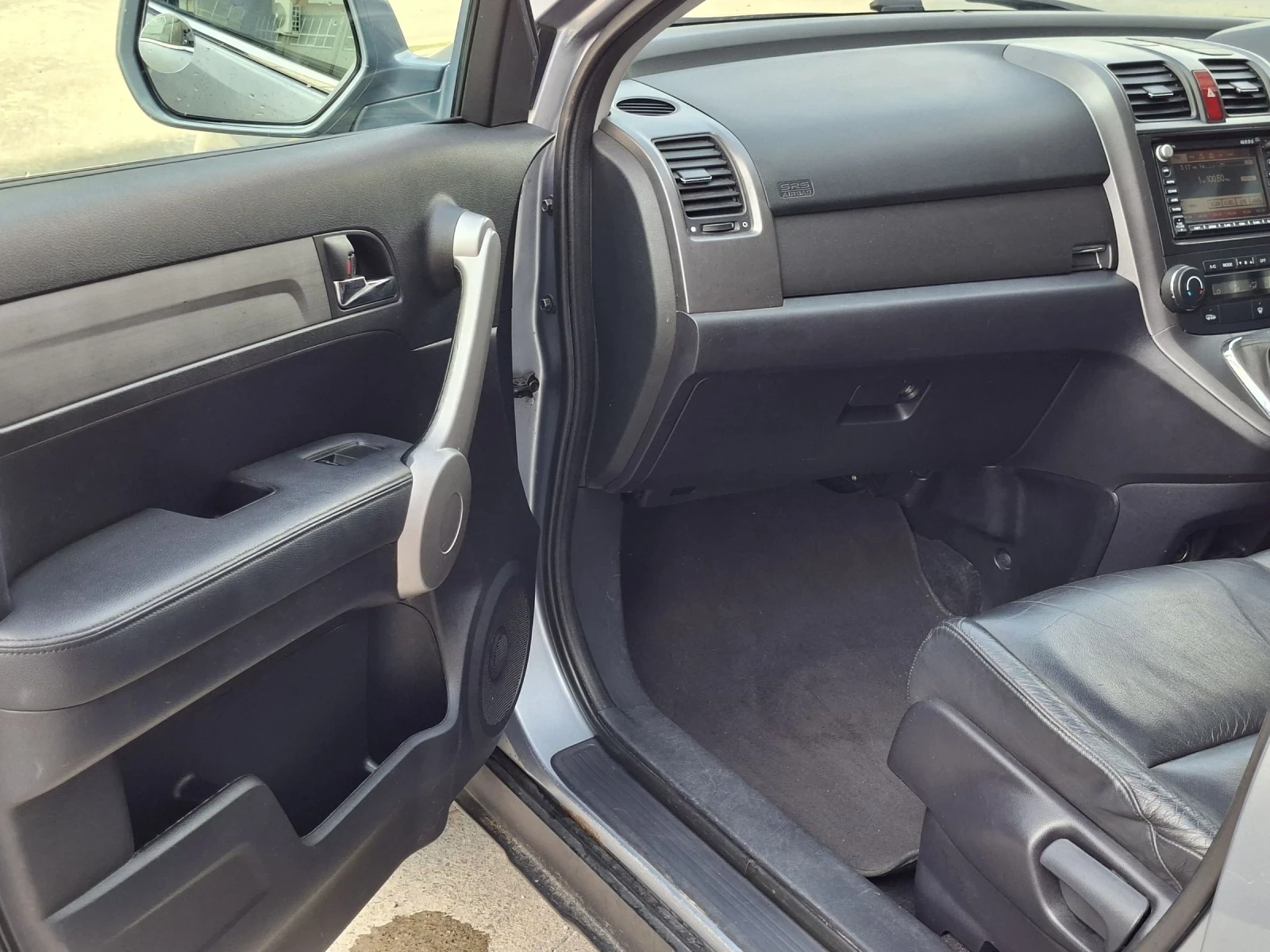 Honda Cr-v Executive+ , снимка 10 - Автомобили и джипове - 55389010