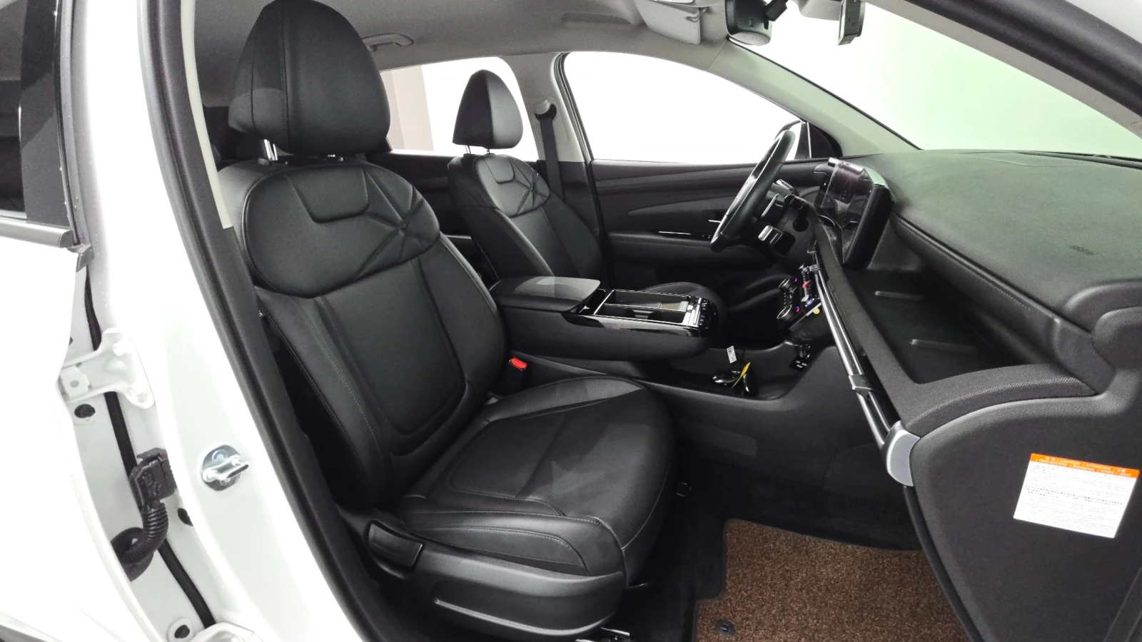 Hyundai Tucson 1.6 T-GDi HEV 4WD Premium | Hybrid| Adaptive Cruis, снимка 12 - Автомобили и джипове - 55501448