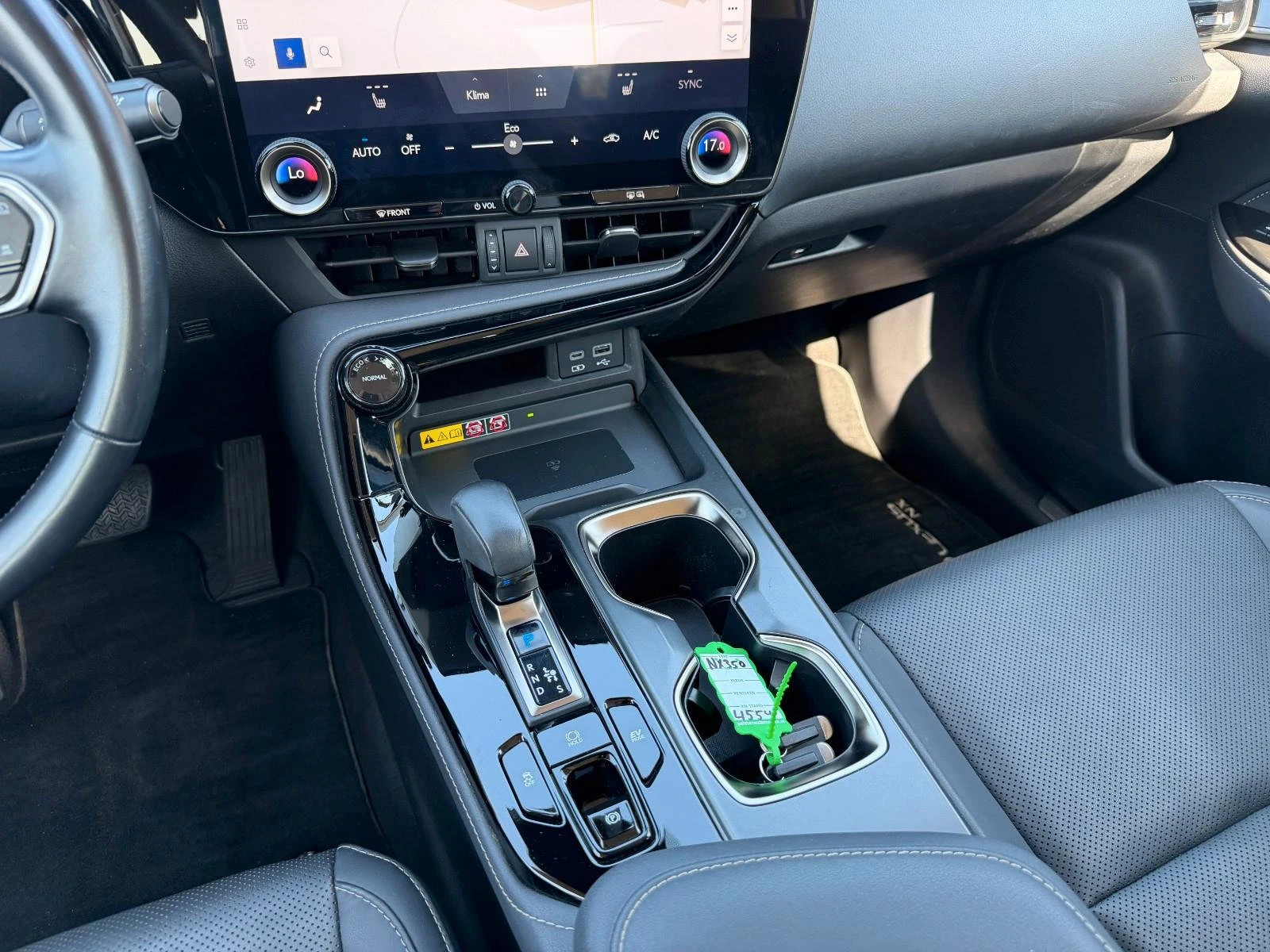 Lexus NX 350h 2.5HEV/243HP/EXECUTIVE/360/NAVI/LED/CPLAY/566q | Mobile.bg � ����������� 10