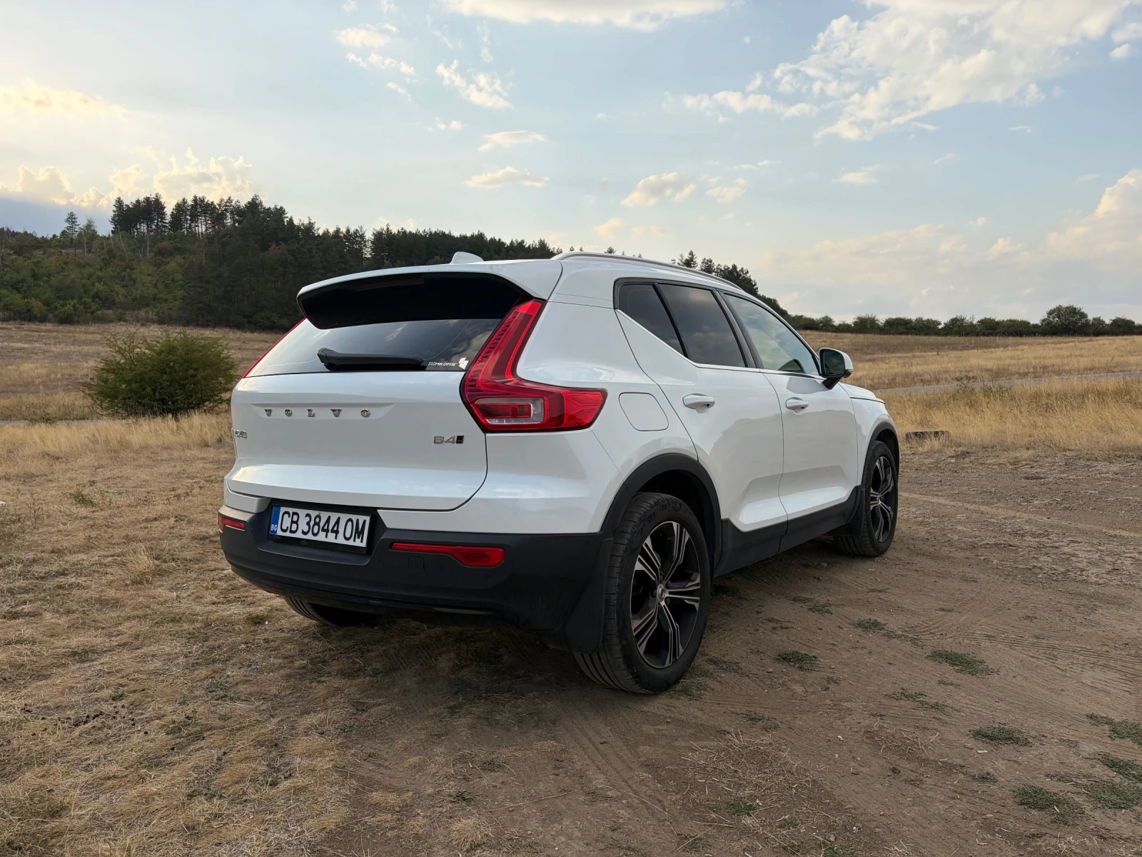 Volvo XC40 B4 AWD Inscription Full, снимка 6 - Автомобили и джипове - 56156558