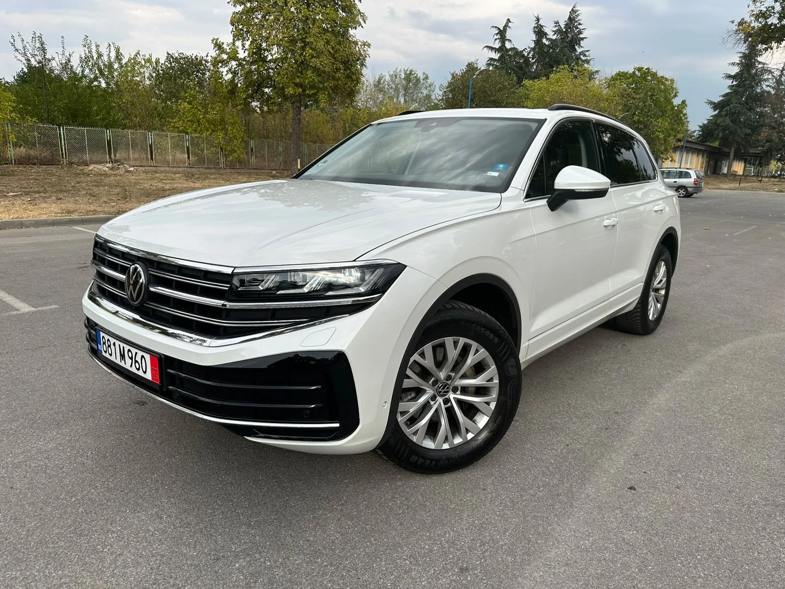 VW Touareg 3.0TDI* 4x4* Маtrix* 29km* Гаранция