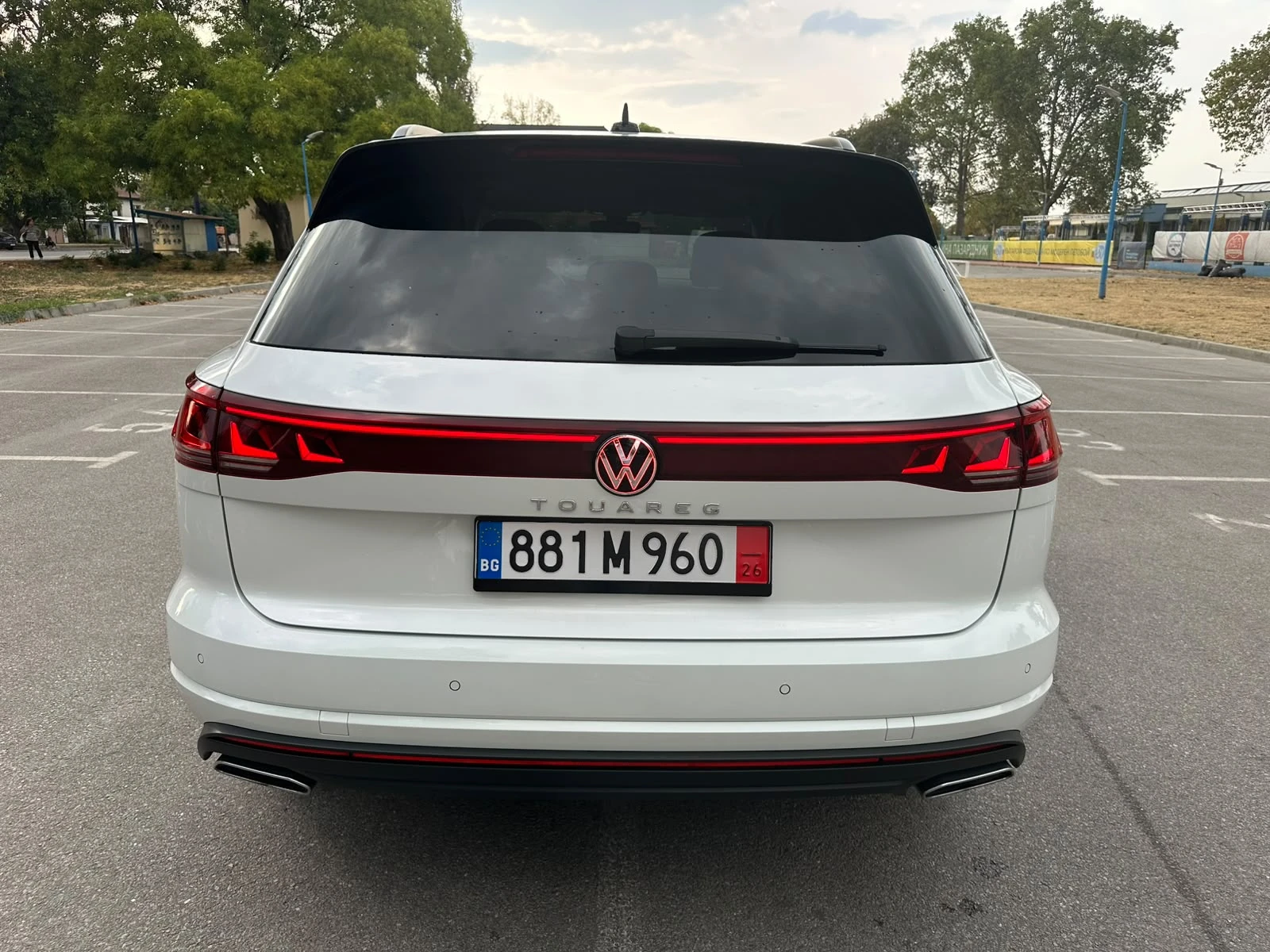 VW Touareg 3.0TDI* 4x4* Маtrix* 29km* Гаранция, снимка 6 - Автомобили и джипове - 56253175